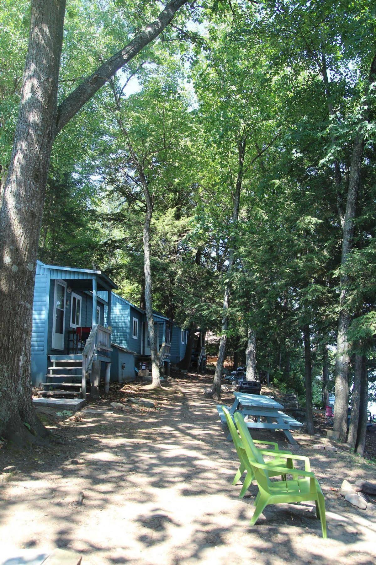 Black Lake Cabins Torrance Exterior photo